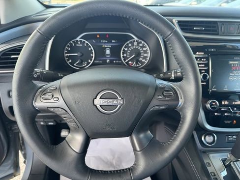 Used 2024 Nissan Murano SV w/ SV Midnight Edition Package image 15