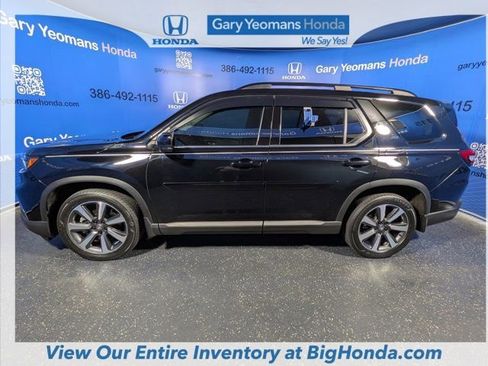 Used 2023 Honda Pilot Elite image 10