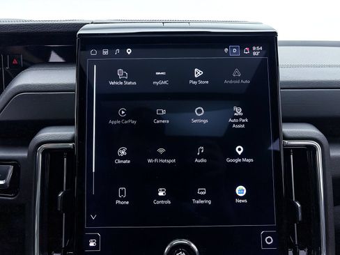 Used 2025 GMC Yukon XL Denali w/ Sun & Power Step Package AWD/4WD image 9