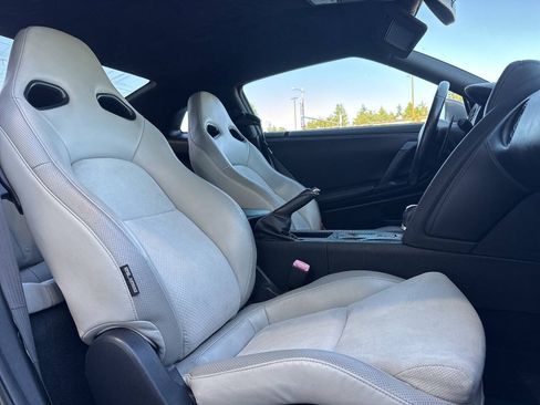 Used 2009 Nissan GT-R Premium AWD/4WD image 15