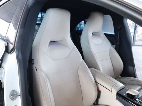 Used 2020 Mercedes-Benz CLA 250 image 40