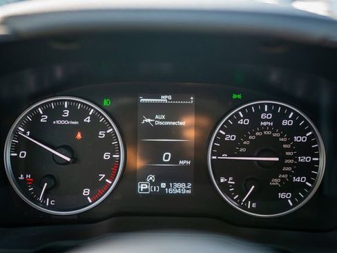 Certified 2024 Subaru Crosstrek 2.0i Premium image 10