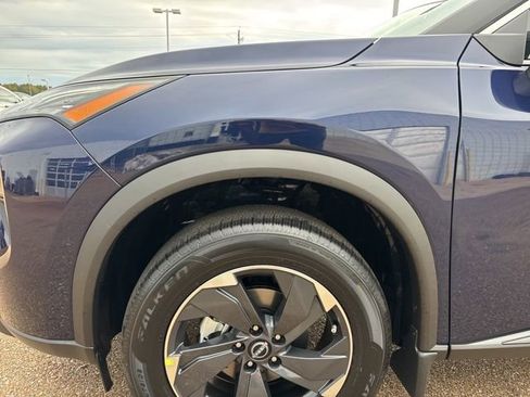 New 2026 Nissan Rogue SV image 7