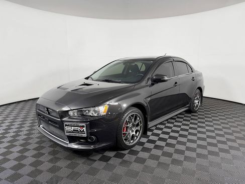Used 2015 Mitsubishi Lancer Evolution MR image 2
