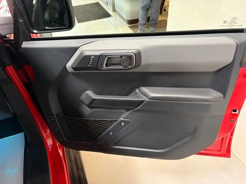 Used 2024 Ford Bronco Big Bend image 21
