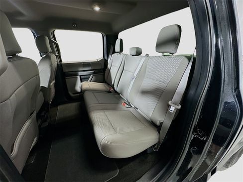 Used 2018 Ford F150 XLT w/ XTR Package image 24