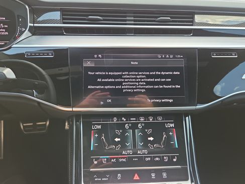 Used 2025 Audi S8 AWD/4WD image 14