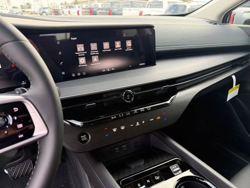 Used 2026 Nissan Murano SV image 20