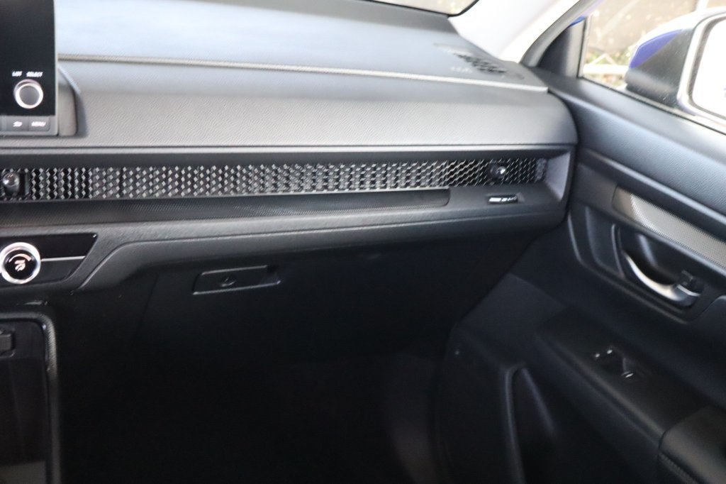 Used 2023 Honda CR-V LX image 30