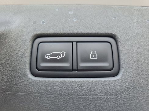 Used 2026 Hyundai Santa Fe SE FWD image 6