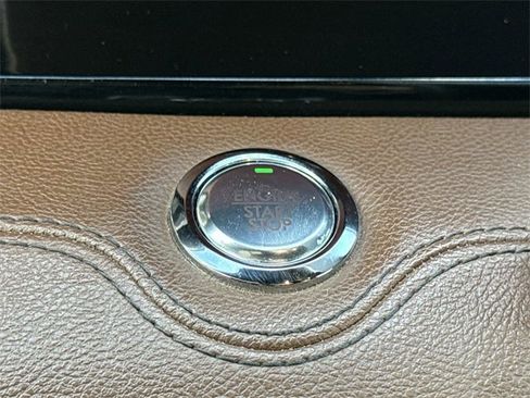 Certified 2023 Lincoln Navigator L Reserve image 44