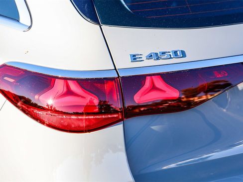 New 2026 Mercedes-Benz E 450 4MATIC All-Terrain Wagon image 8