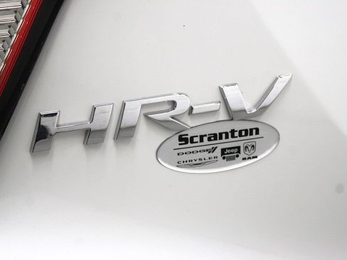 Used 2022 Honda HR-V EX image 37