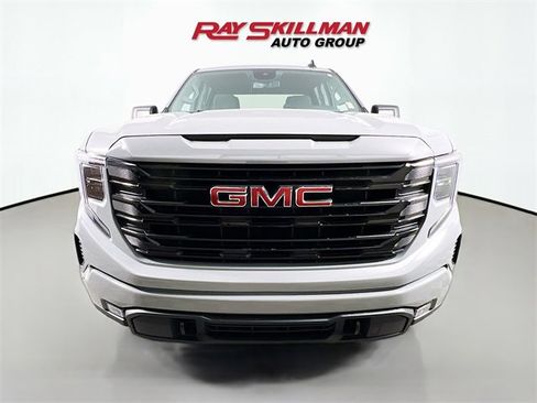 Used 2024 GMC Sierra 1500 Elevation image 2