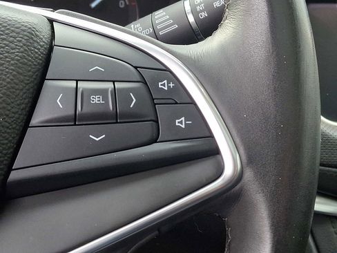 Used 2017 Cadillac XT5 Luxury w/ Driver Awareness Package image 24