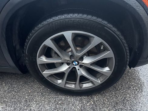 Used 2019 BMW X5 xDrive40i w/ Convenience Package image 3