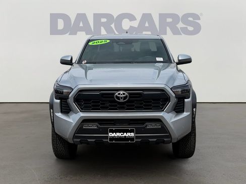 Certified 2025 Toyota Tacoma TRD Off-Road w/ TRD Off Road Upgrade Package AWD/4WD image 2