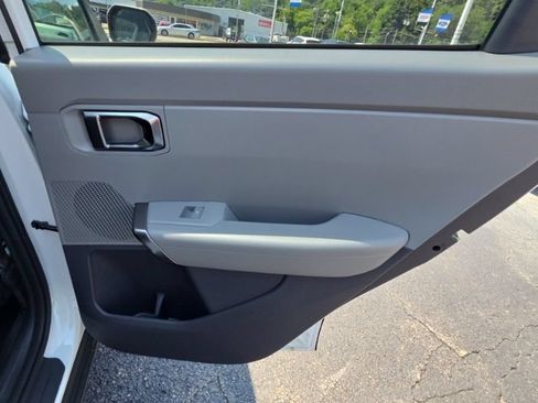 New 2027 Kia Seltos LX AWD/4WD image 16