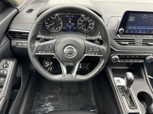 Certified 2022 Nissan Altima 2.5 SR image 16