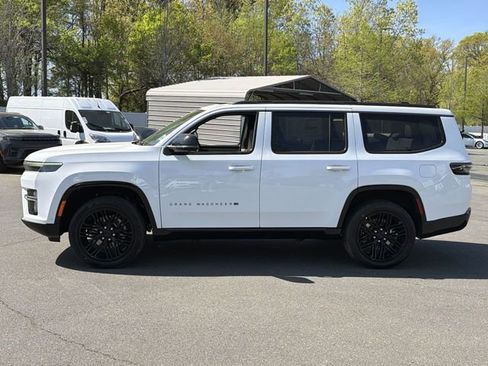 New 2026 Jeep Grand Wagoneer Limited AWD/4WD image 10