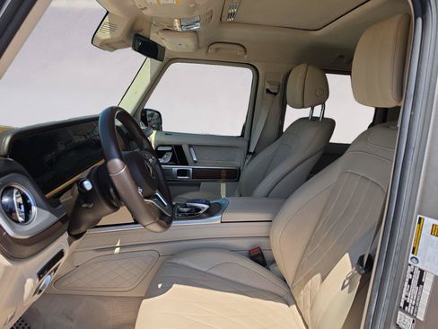 Used 2021 Mercedes-Benz G 550 image 9