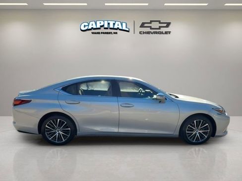 Used 2023 Lexus ES 350 w/ Premium Package image 6