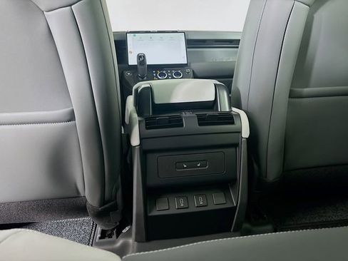 New 2026 Land Rover Defender 110 S image 24