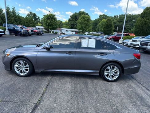 Used 2018 Honda Accord LX image 2