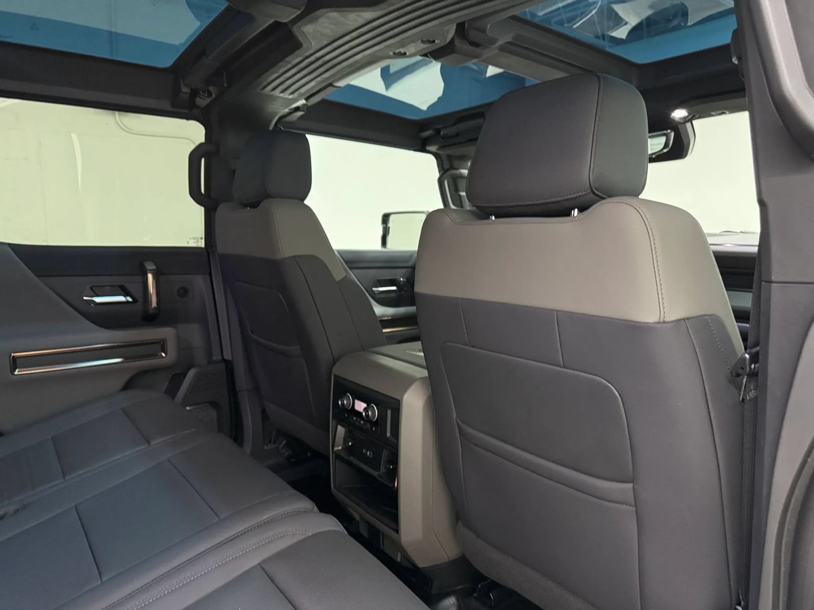 Used 2024 GMC Hummer EV 3X w/ Extreme Off-Road Package AWD/4WD image 16