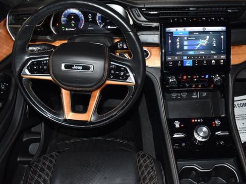 Used 2022 Jeep Grand Cherokee Summit image 15