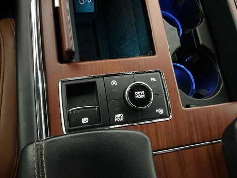 Used 2020 Lincoln Navigator Reserve w/ Equipment Group 208A Reserve image 13