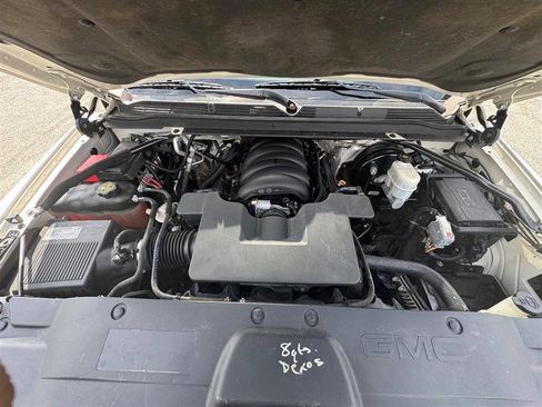 Used 2015 GMC Yukon XL Denali w/ Touring Package image 38