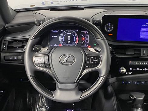 Used 2024 Lexus ES 350 Ultra Luxury w/ Accessory Package (Z1) image 18