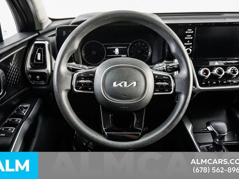 Used 2023 Kia Sorento LX FWD image 25