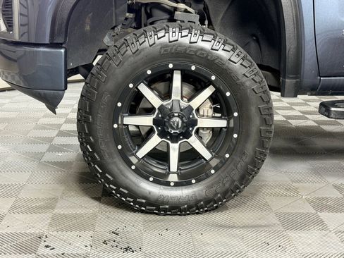 Used 2019 GMC Sierra 1500 AT4 w/ AT4 Premium Package image 11