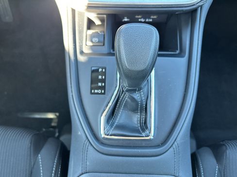 Used 2022 Subaru Legacy image 22