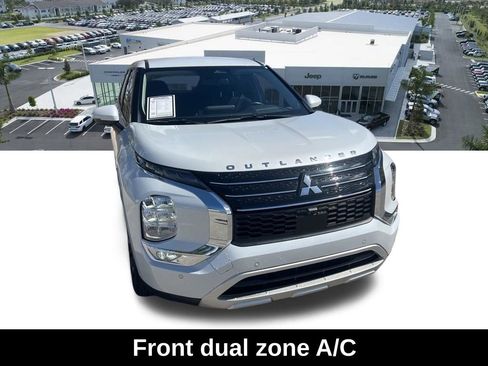 Used 2023 Mitsubishi Outlander SE image 5