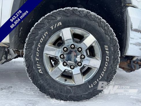 Used 2019 GMC Sierra 2500 SLT w/ Duramax Plus Package image 11