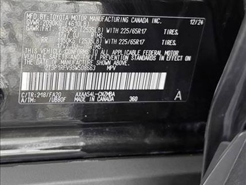 Used 2025 Toyota RAV4 XLE AWD/4WD image 22