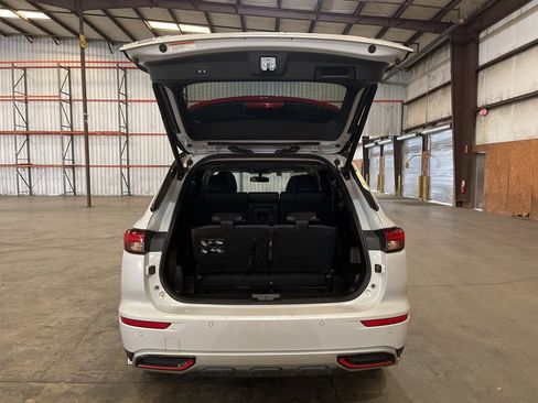 Used 2024 Mitsubishi Outlander Ralliart image 19