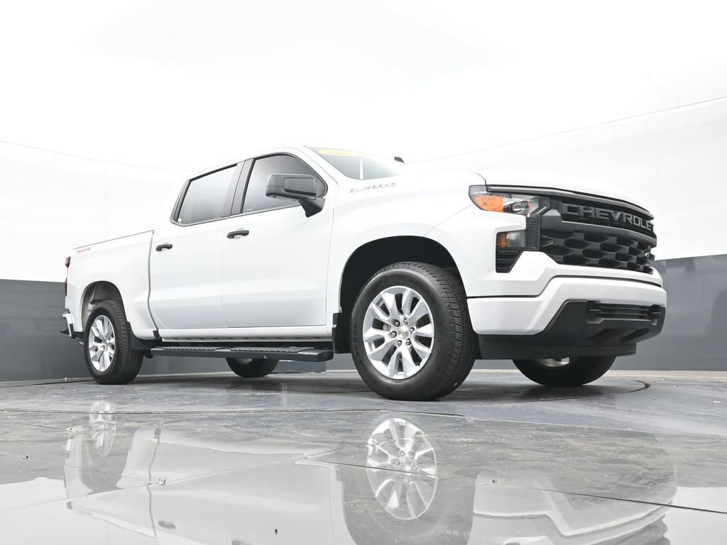 Used 2025 Chevrolet Silverado 1500 Custom AWD/4WD image 50