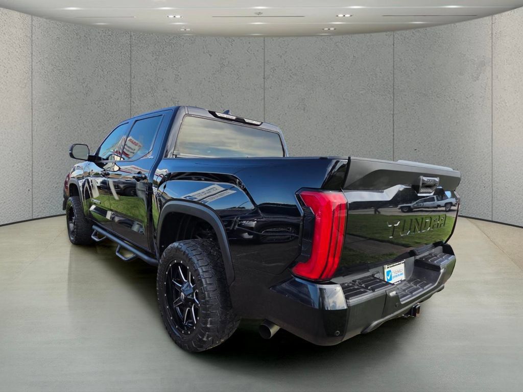 Used 2022 Toyota Tundra SR5 w/ SR5 Premium Package RWD image 3