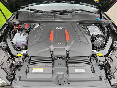 New 2026 Audi SQ7 Prestige AWD/4WD image 26