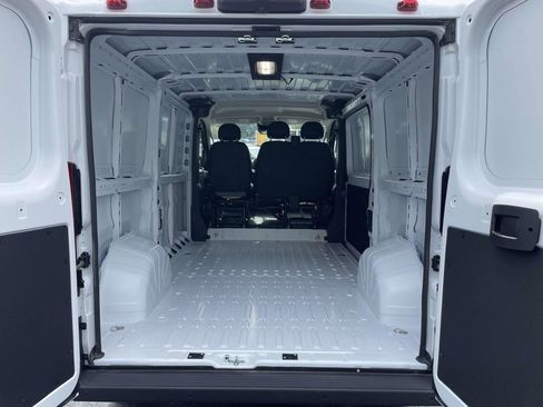 Used 2024 RAM ProMaster 1500 w/ Safety Group FWD image 27