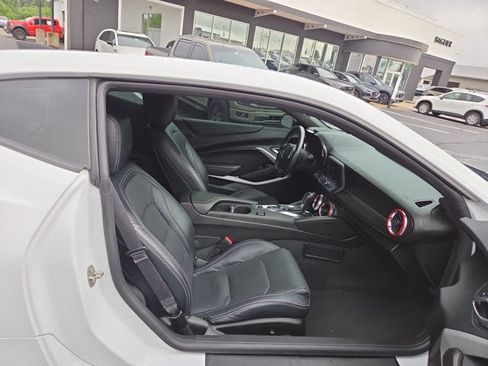 Used 2021 Chevrolet Camaro LT RWD image 13