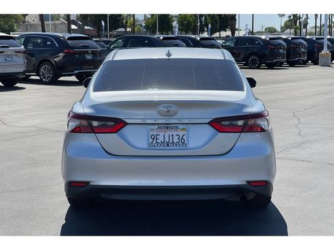Used 2023 Toyota Camry LE FWD image 5