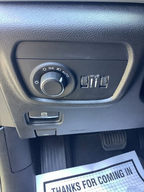 Certified 2024 Jeep Grand Cherokee Altitude AWD/4WD image 32