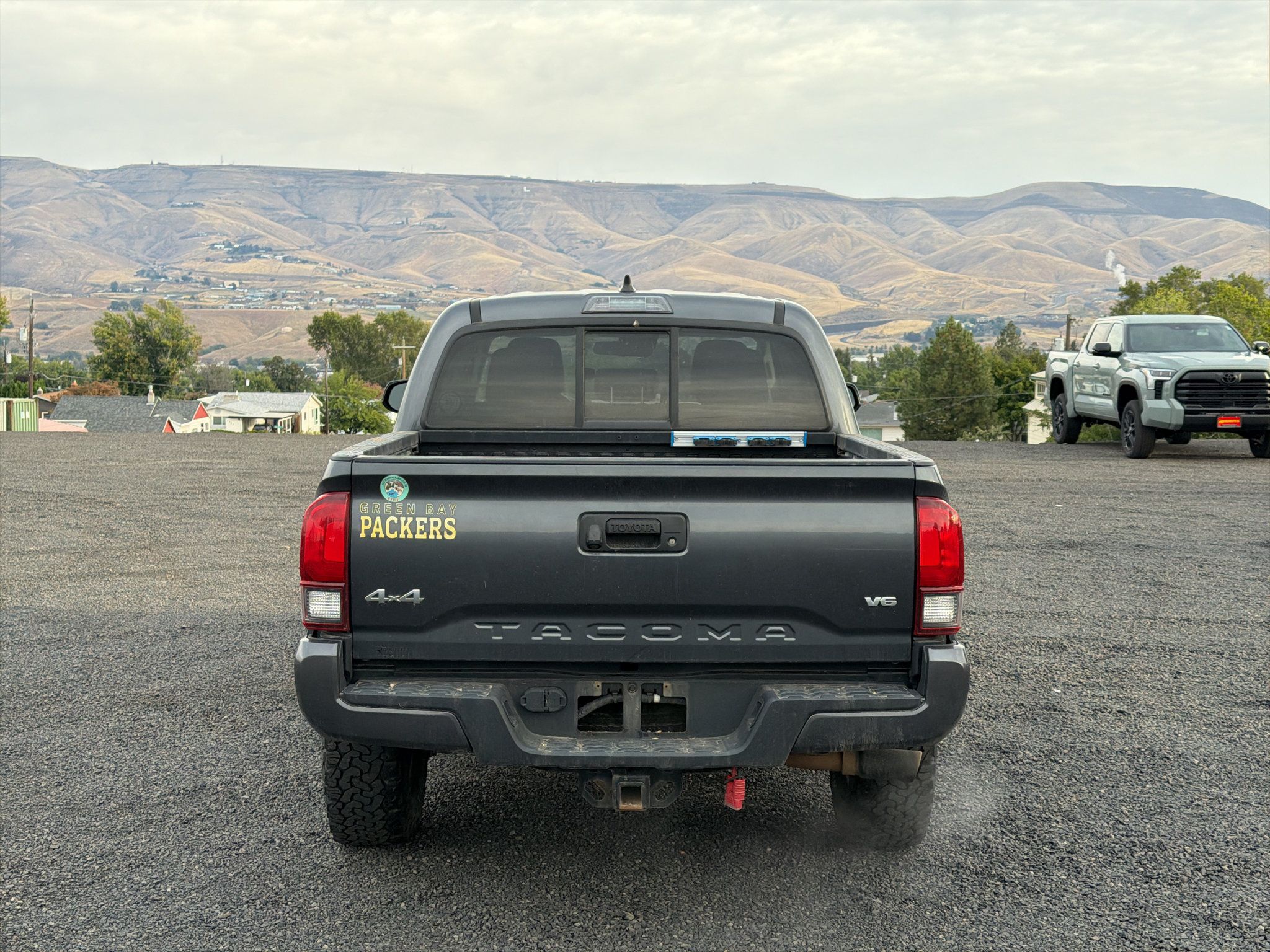 Certified 2022 Toyota Tacoma SR AWD/4WD image 11