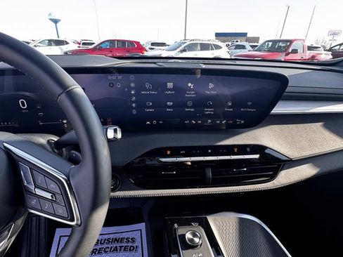 Used 2025 Buick Enclave Preferred image 20