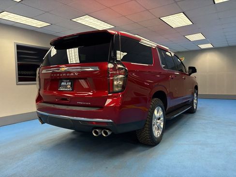 Certified 2021 Chevrolet Suburban Premier w/ Premium Package image 2